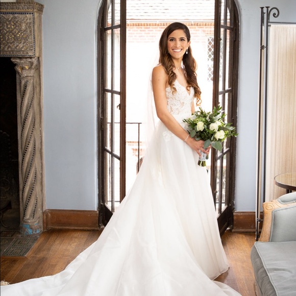 Lazaro wedding dress - Picture 4 of 4